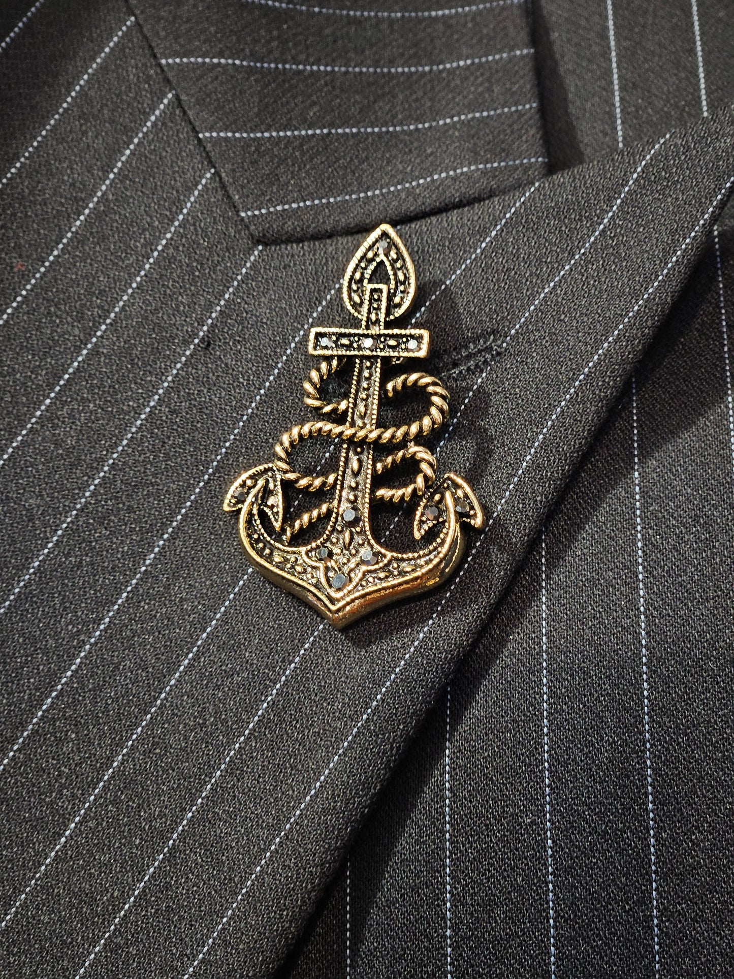 Men's Black and Gold Anchor Brooch Pin lapel