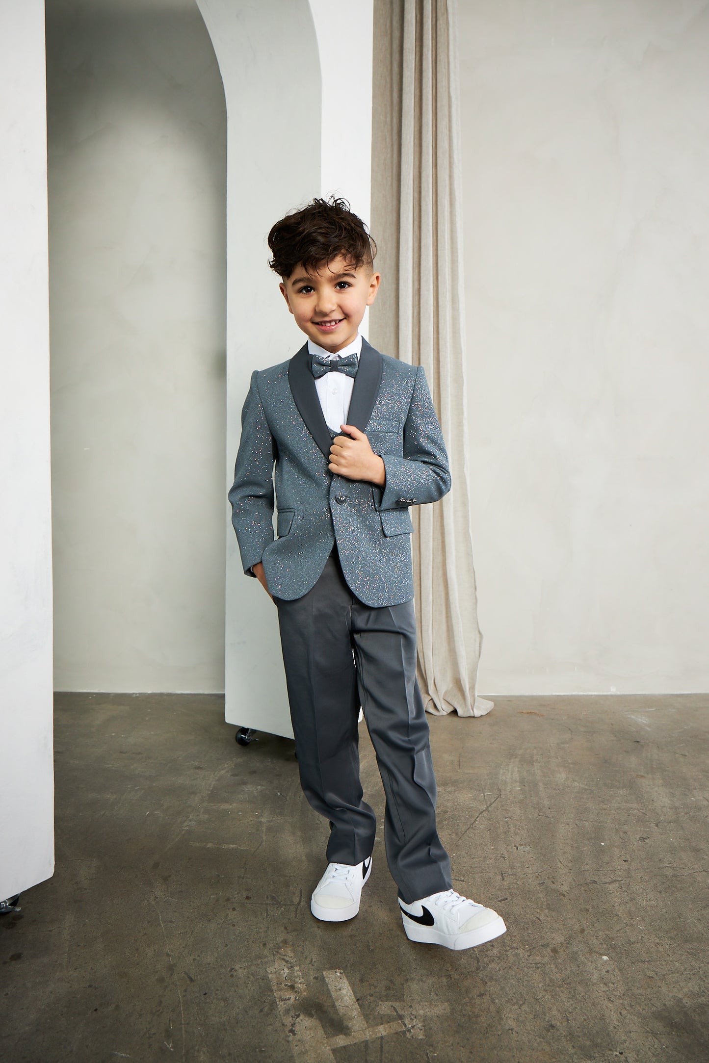 Boy's 5-Pieces Silver Glitter Bomb Tuxedo Set