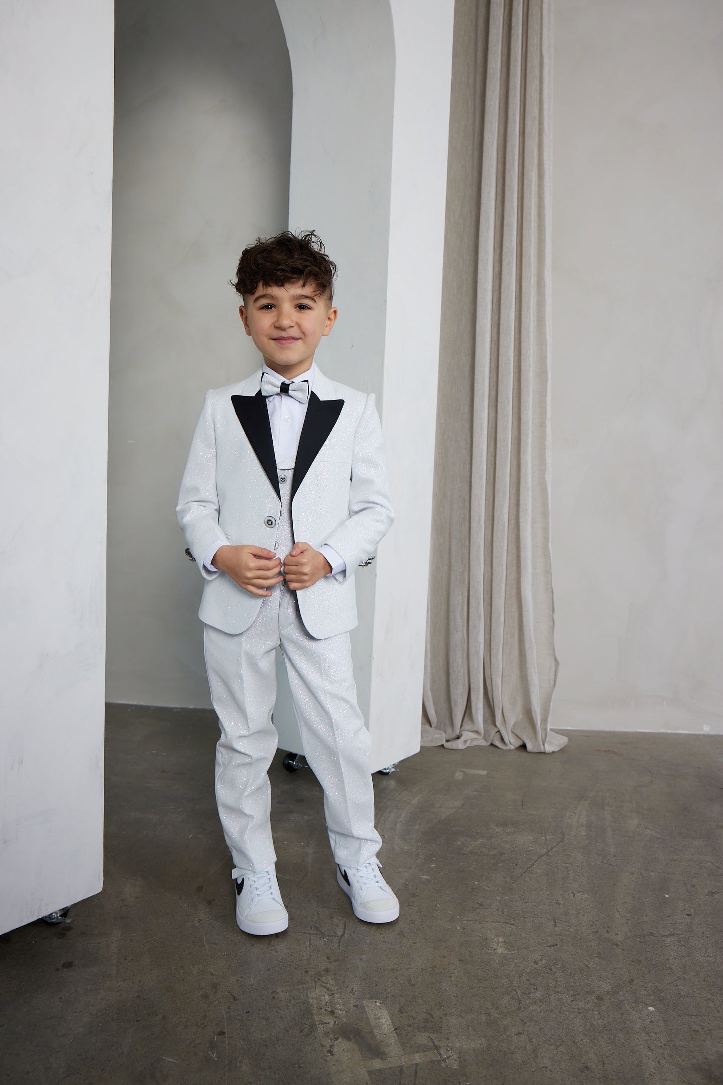 Boy's 5-Pieces White Glitter Bomb Tuxedo Set