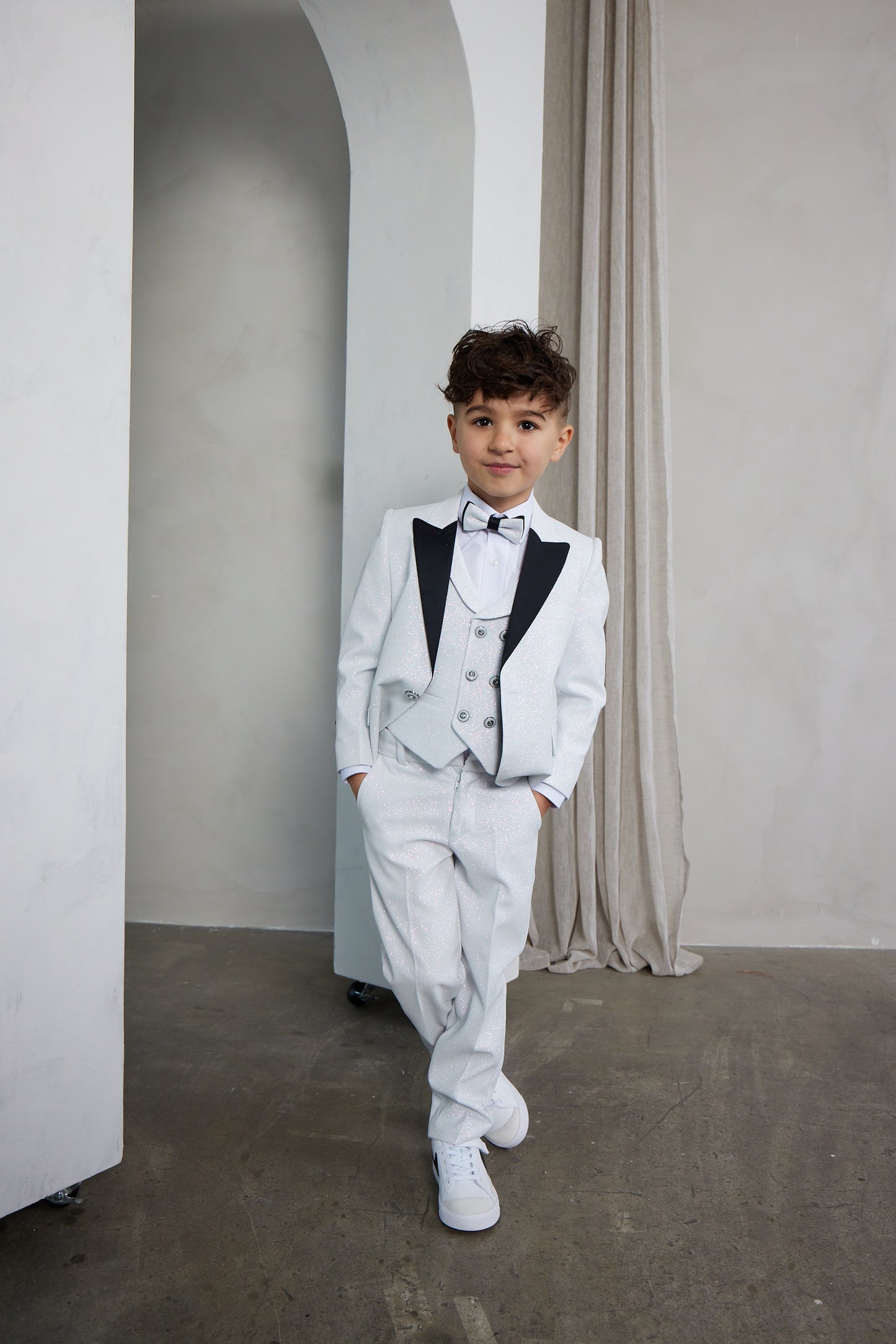 Boy's 5-Pieces White Glitter Bomb Tuxedo Set