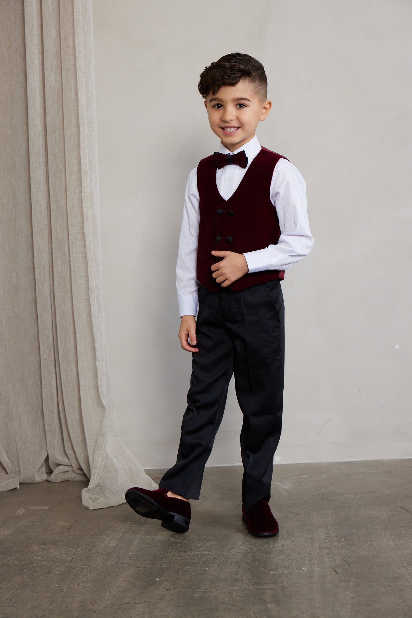 Boy's 5-Pieces Burgundy Velvet Tuxedo Set