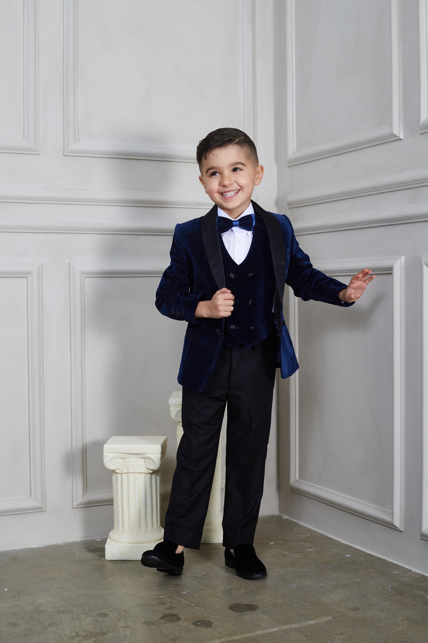 Boy's 5-Pieces Navy Velvet Tuxedo Set