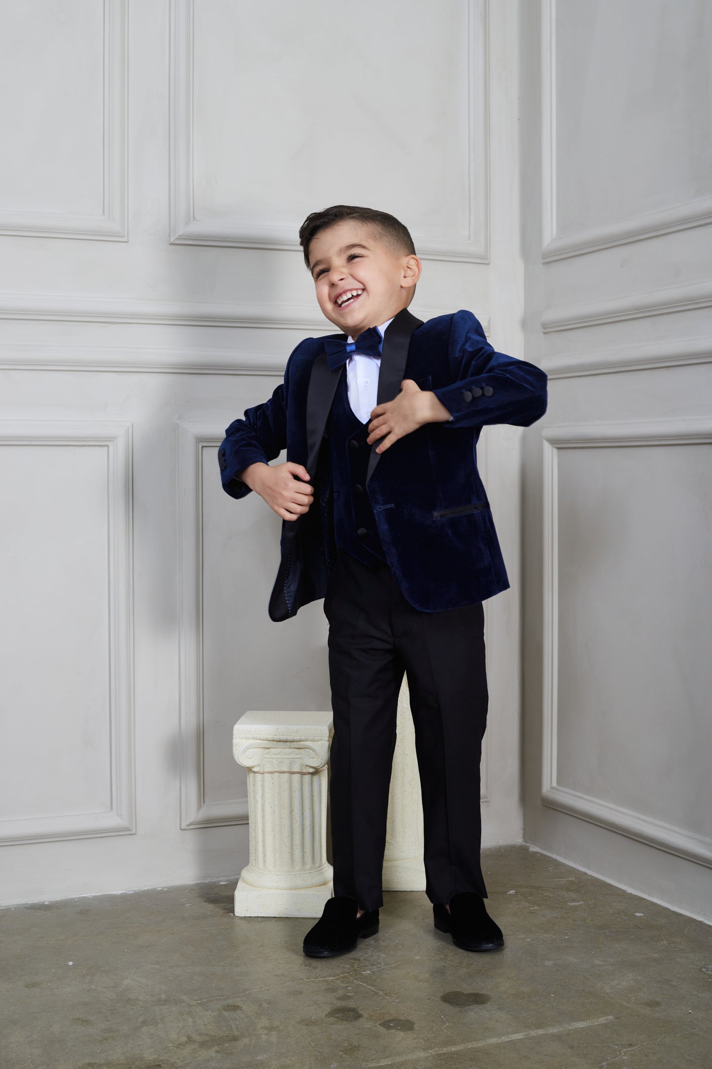 Boy's 5-Pieces Navy Velvet Tuxedo Set